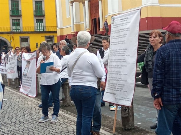 En Xalapa, jubilados retoman bloqueos ante falta de solución de Cuitláhuac  (+VIDEO)