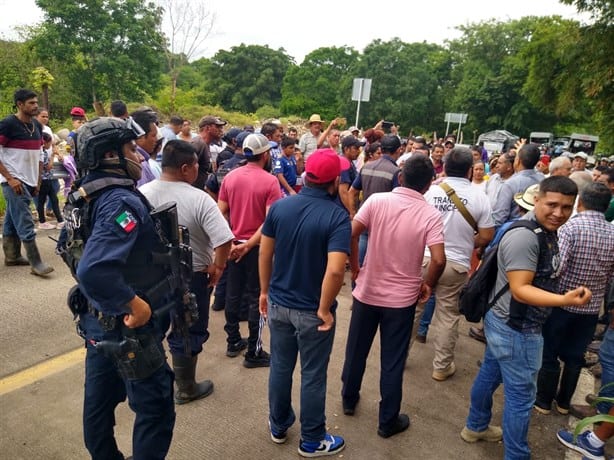 Se libera carretera Misantla-Martínez de la Torre tras acuerdo con autoridades