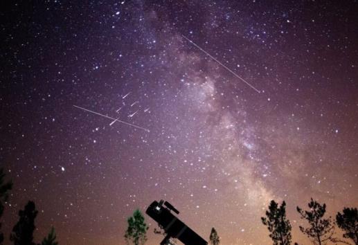 Lluvia de estrellas perseidas: cuándo es y mejores apps para verla