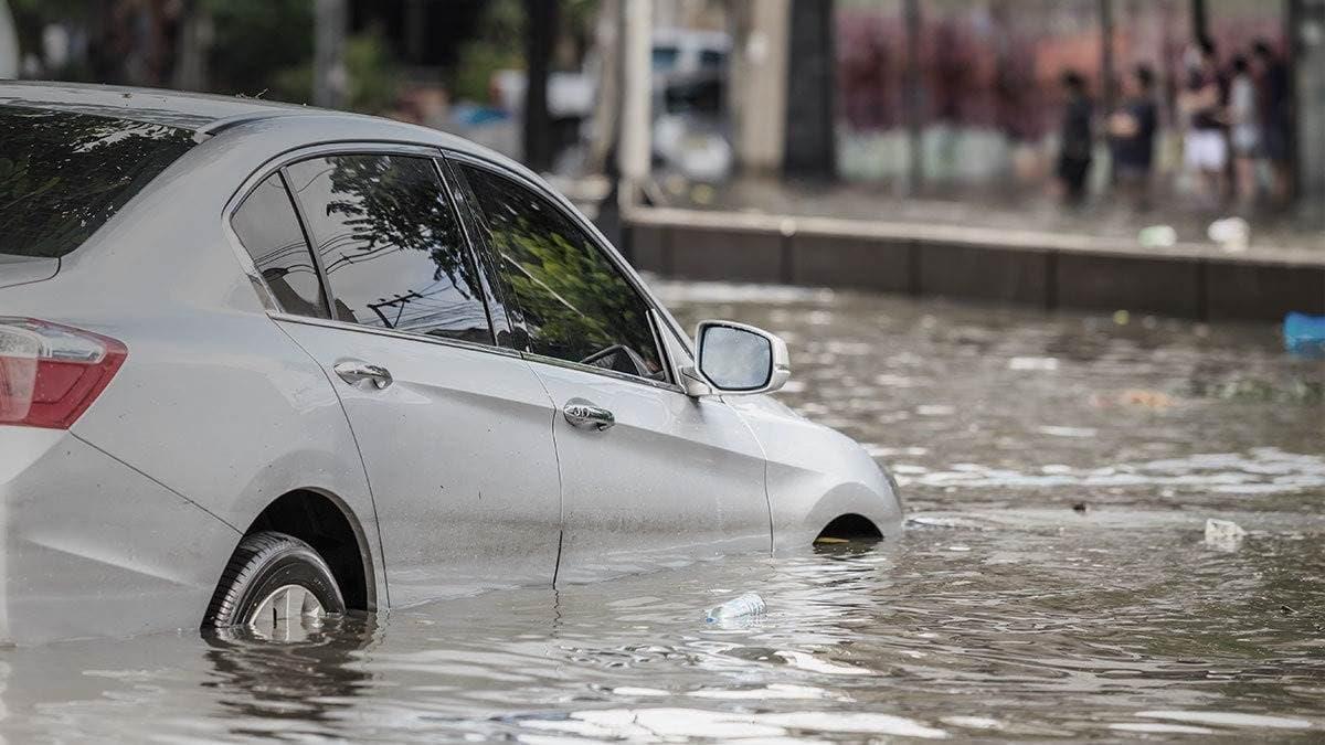 Lluvias en Veracruz: conoce estos tips si te quedas atrapado en tu auto en las inundaciones