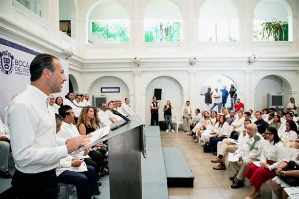 Alcalde de Boca del Río rinde homenaje a los abogados veracruzanos en su día