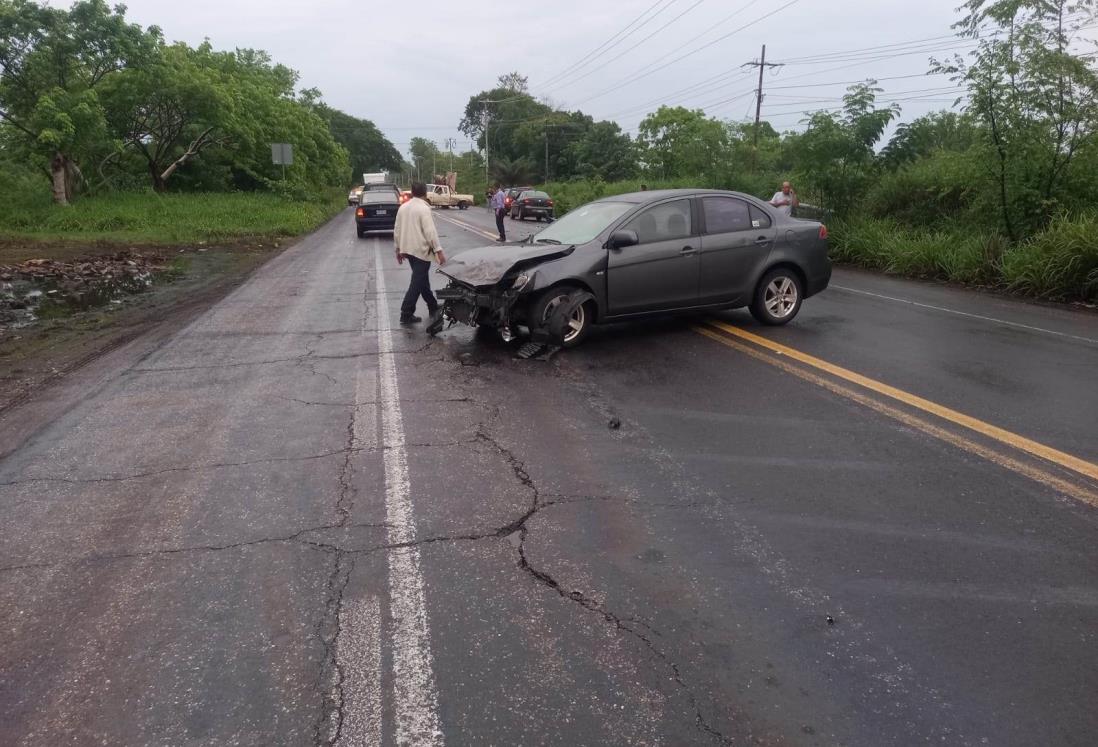 Se impactan tres vehículos sobre en tramo Tierra Blanca- La Tinaja: hay dos heridos