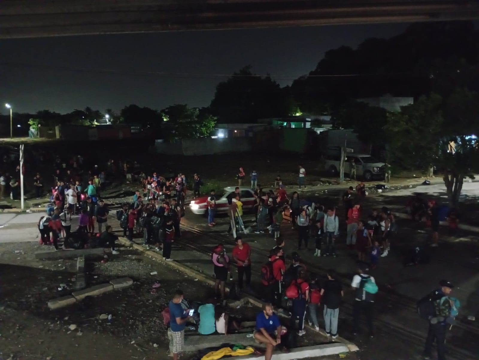 Cientos de venezolanos atraviesan Coatzacoalcos en busca de mejores oportunidades