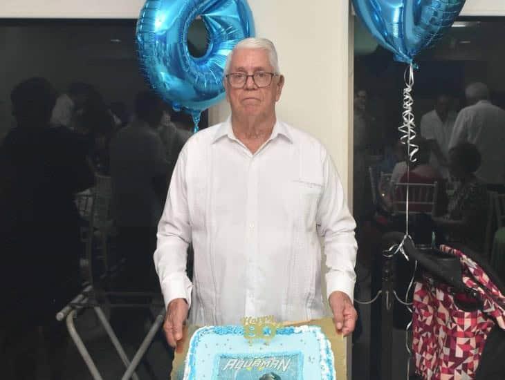 Eduardo Moreno Loyo fue festejado por sus 80 años de feliz vida