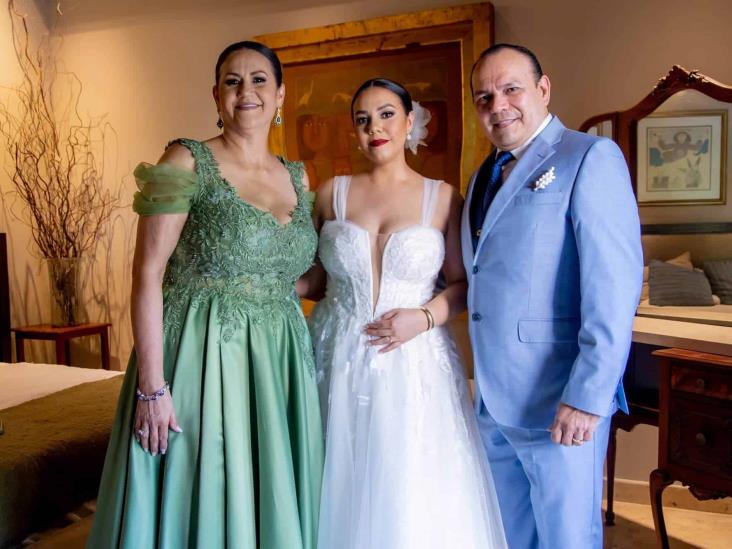 Amanda Barrios y Abraham Matla se unen en matrimonio civil