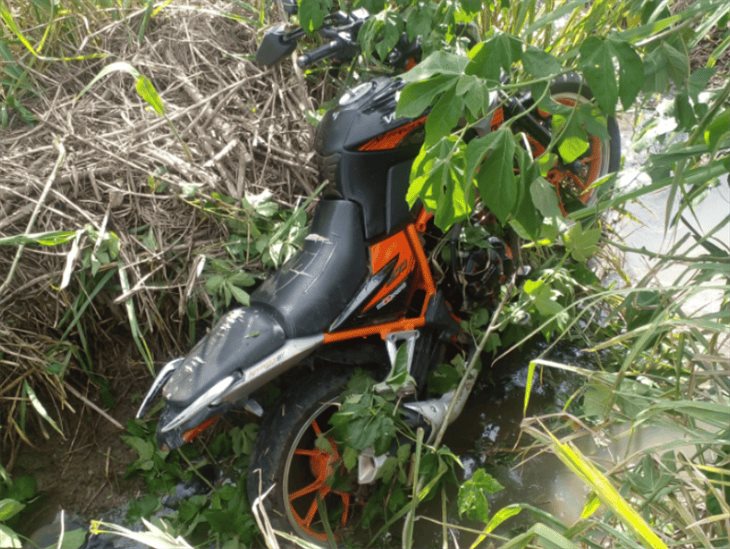 Identifican a motociclista fallecido en un riachuelo en Ixtaczoquitlán; tenía 17 años