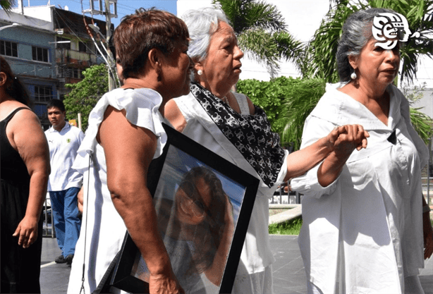 Despiden a Mayra y María en Coatzacoalcos tras tragedia en el Río Calzadas