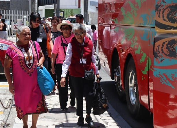 Adultos mayores de Orizaba y Córdoba participan en programa de turismo social