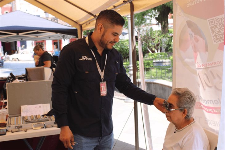 Promueven campaña de salud visual en Misantla