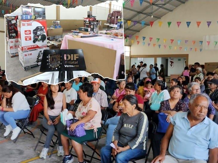 195 familias vulnerables de Río Blanco beneficiadas con entrega de apoyos