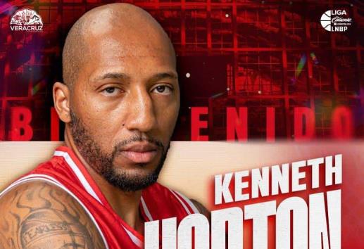 Se nutre Halcones Rojos con Kenneth Horton