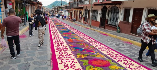 Celebración anual en Xico Veracruz con alfombra artesanal