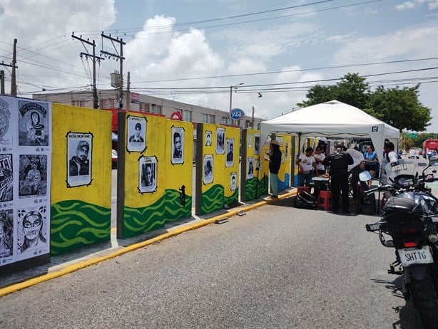 Colectivos agregan nuevas fotografías de desaparecidos sobre la avenida Cuauhtémoc, en Veracruz