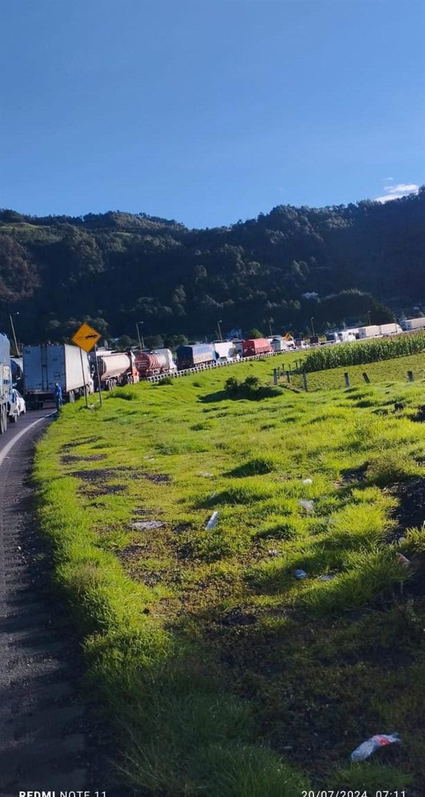 Caos en la autopista Orizaba-Puebla por choque múltiple