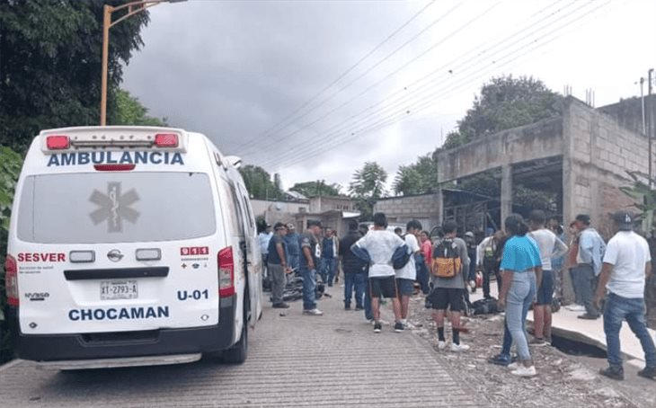 Se registra fuerte choque entre motociclistas en Chocamán: hay 3 lesionados 