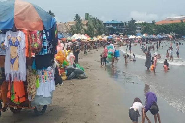 Playa de Veracruz registra gran afluencia por vacaciones de verano 2024