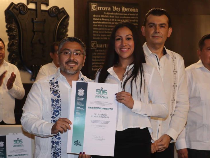 Abogados de diferentes colegios de Veracruz reciben reconocimientos por el Día del Abogado