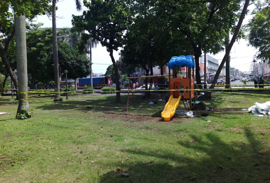 Colocan nuevas áreas de juegos en el Parque Zamora en Veracruz