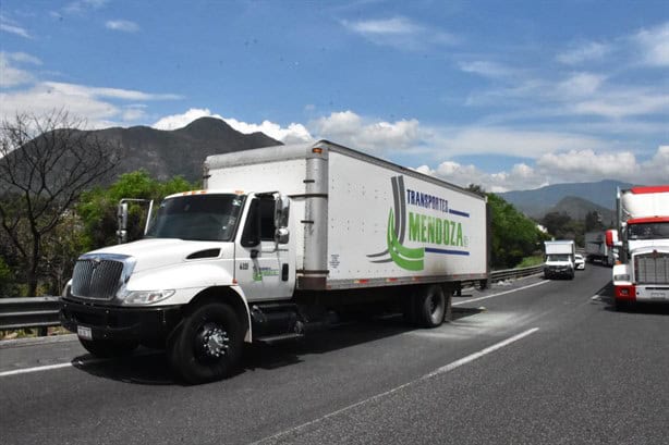 Conato de incendio en autopista Puebla-Orizaba; impera la rapiña