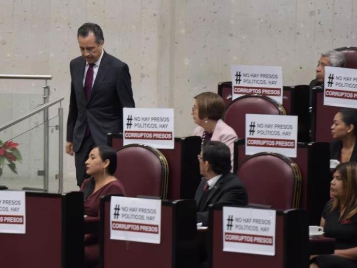 Crónicas del Poder: Congreso de Veracruz ignora olímpicamente a Cuitláhuac