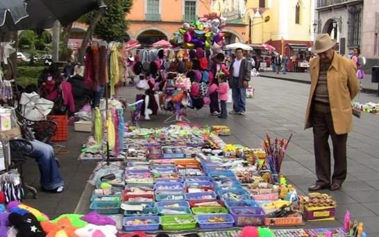 Xalapa; comercio formal e informal y abasto de agua