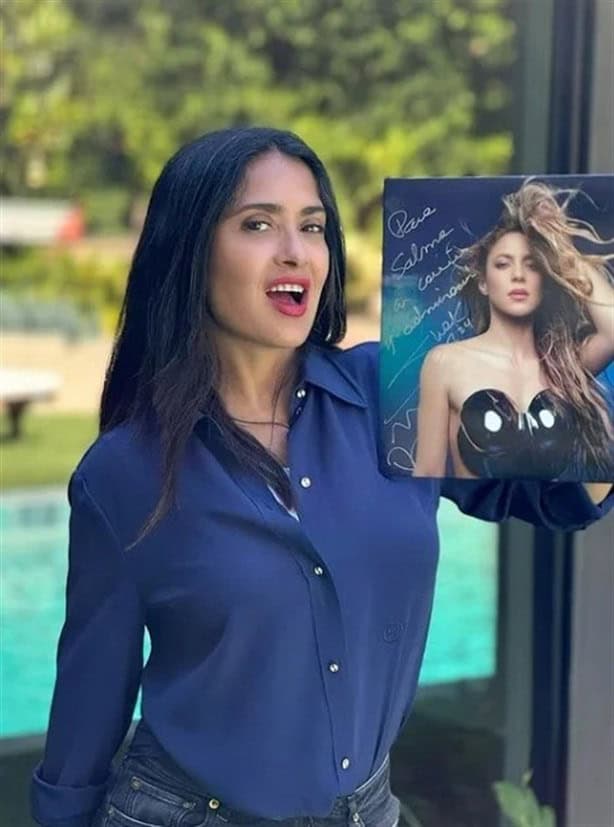 Salma Hayek presume un regalo muy especial que le dio Shakira