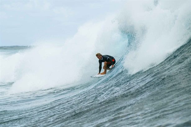 París 2024: ¿Quién es Alan Cleland, mexicano que busca hacer historia en surf?