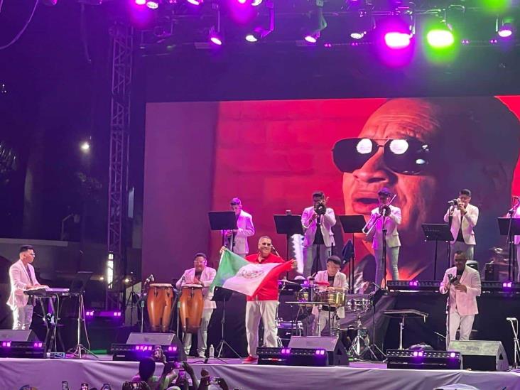 Tito Nieves dio memorable concierto en las fiestas de Santa Ana 2024