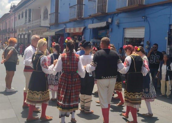 Grupos de Bulgaria y Bolivia forman parte del 11° Festival Internacional del Folclore en Orizaba