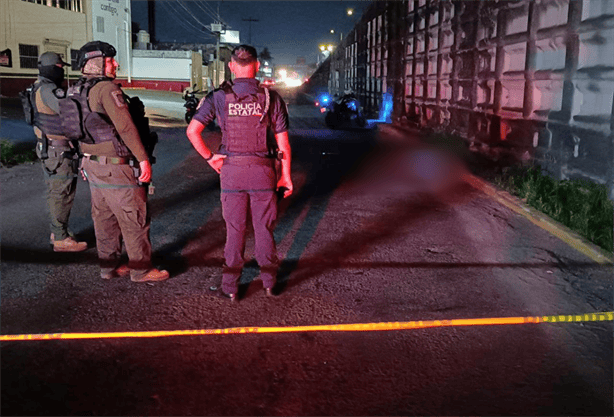 Identifican a hombre que falleció al caer del puente de Cabeza Olmeca en Veracruz