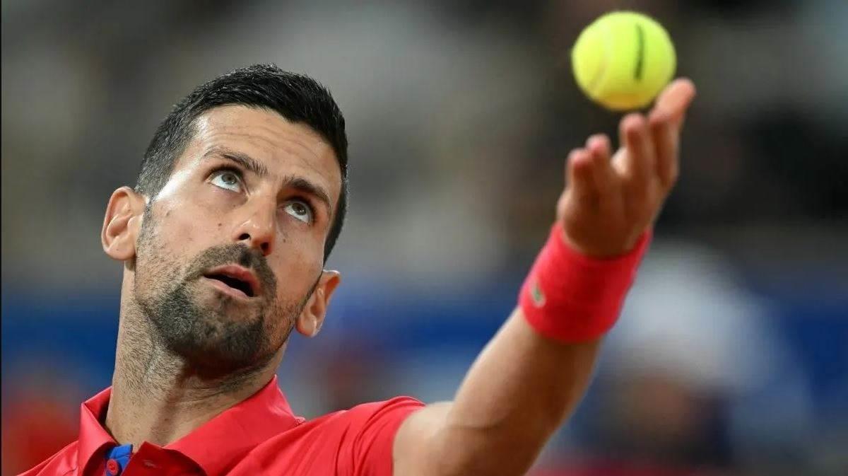 Ganan Djokovic y Swiatek en primera ronda