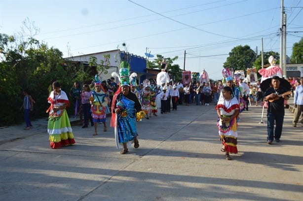 Con cabalgata y baile popular celebran a Santa Ana, patrona de los soconusqueños