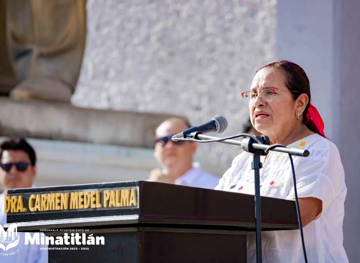 Encabeza Carmen Medel Palma, Ceremonia de Conmemoración del 165 Aniversario del Registro Civil