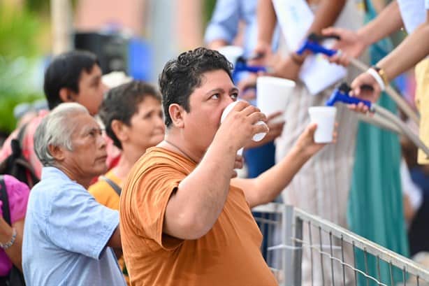 Realizan el torito más grande del mundo en las fiestas de Santa Ana 2024 | VIDEO