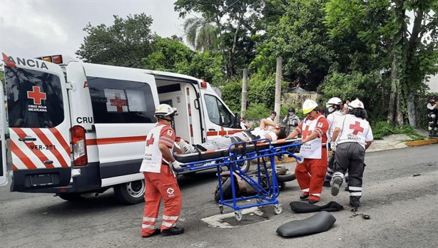 Motoneta se accidenta contra taxi en Colonia México de Córdoba