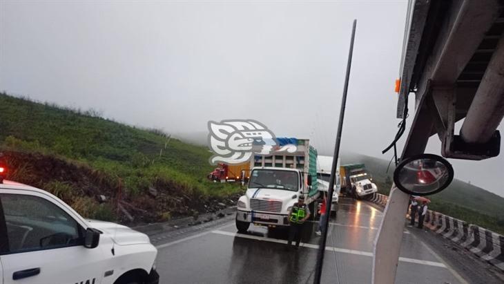 Carambola en Las Cumbres de Maltrata, al menos cuatro lesionados