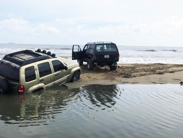 Estas son las razones para NO meter tu vehículo a la playa de Coatzacoalcos