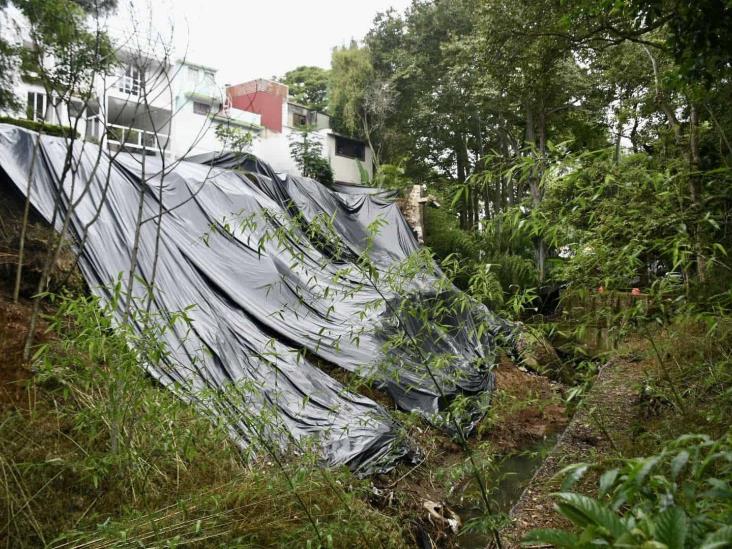 Casas de Las Ánimas en Xalapa en riesgo por deslave de tierra