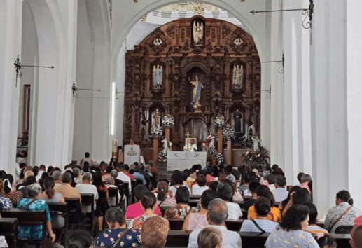 Cientos de fieles celebran misa en honor a San Ignacio de Loyola en Misantla