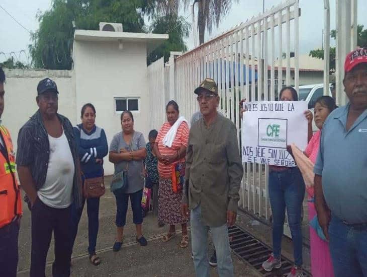 Ciudadanos de Cosamaloapan llevan 10 días sin energía eléctrica