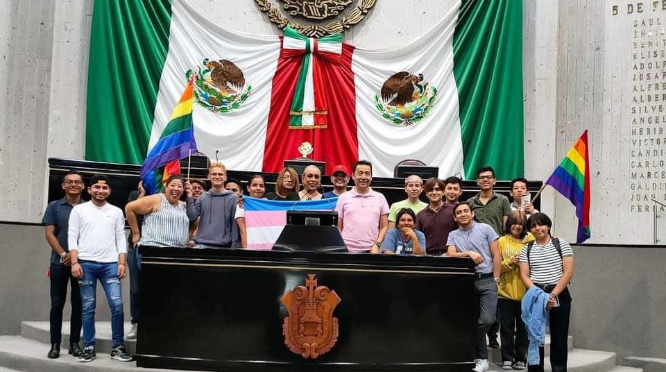 Llaman al Congreso de Veracruz a legislar a favor de la comunidad LGBTQ+