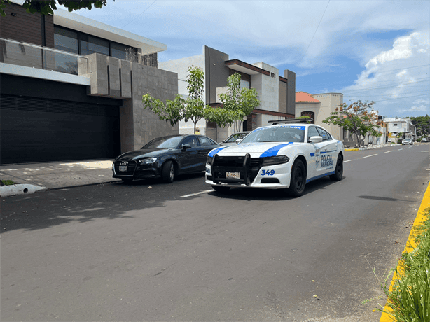 Violento asalto a cuentahabiente en fraccionamiento Costa de Oro | VIDEO