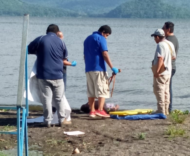 Descubren cuerpo sin vida en el lago de Catemaco: posible ahogamiento