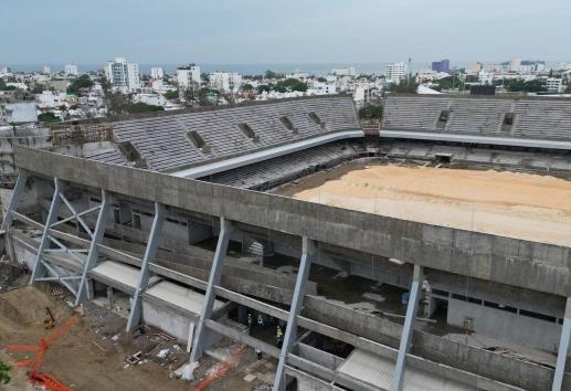 Nota al margen: Ni estadio terminado, ni fútbol

