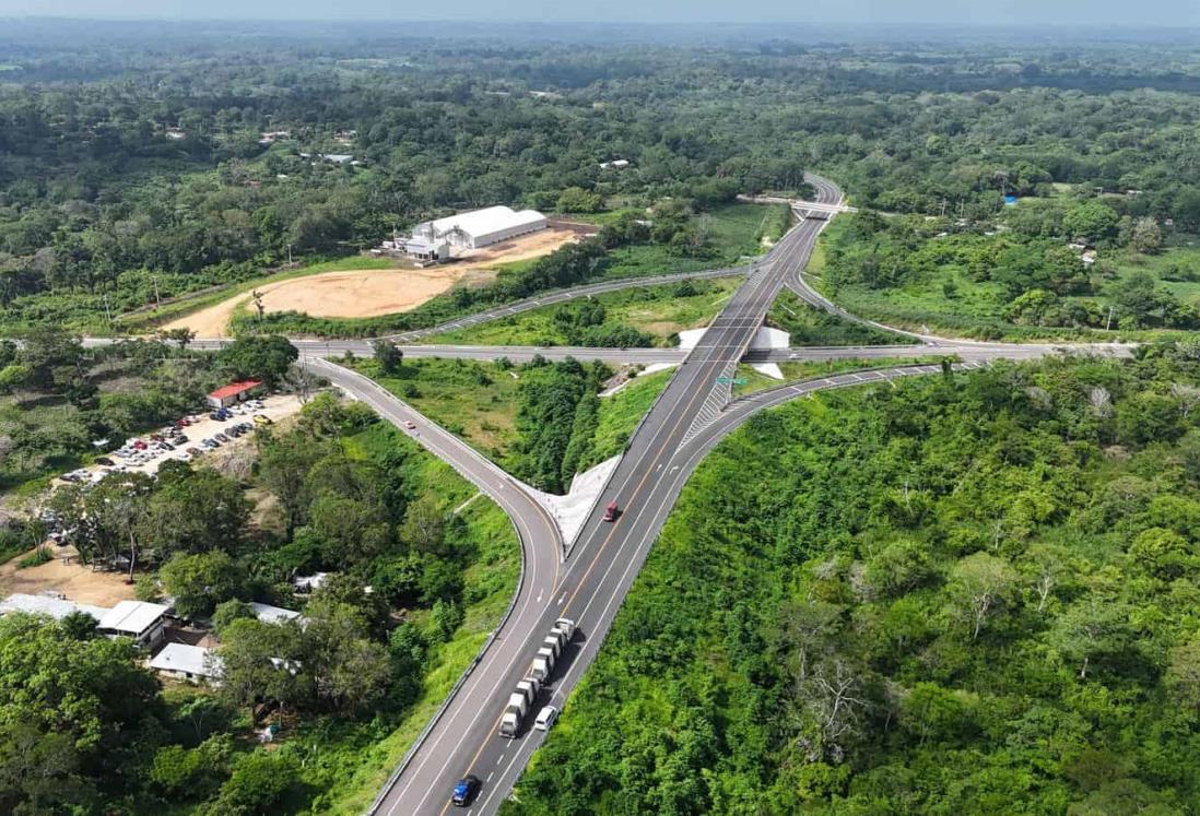 Vienen más proyectos para Veracruz, dijo Nahle, al acompañar a AMLO y Sheinbaum en el Sur