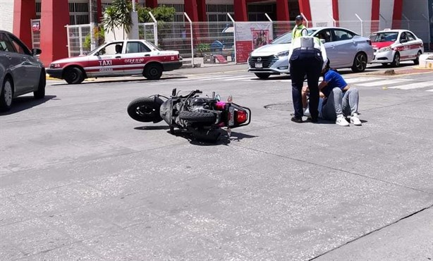 Atropellan a motociclista en colonia de Río Blanco