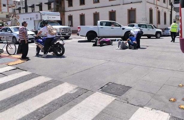 Atropellan a motociclista en colonia de Río Blanco