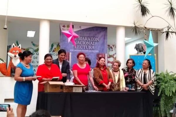 Escritores y amantes de la literatura participaron en el XIV Maratón Nacional de Lectura Poesía y Cuento Corto