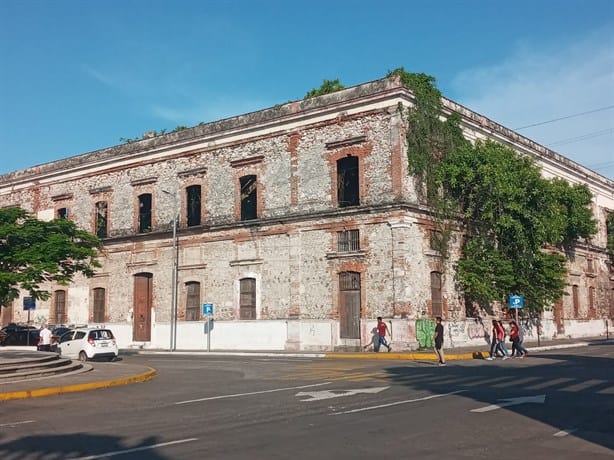 Edificios del Centro Histórico de Veracruz con grave deterioro; urge rescate real