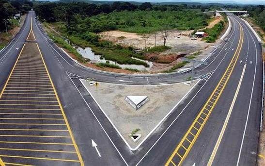 Las obras carreteras e hidráulicas son amores